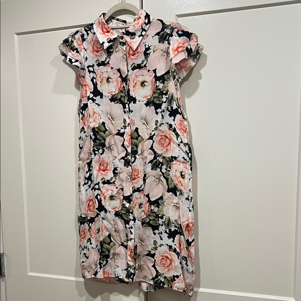 Alice + Olivia Floral Dress Cap Sleeve NWT Size M